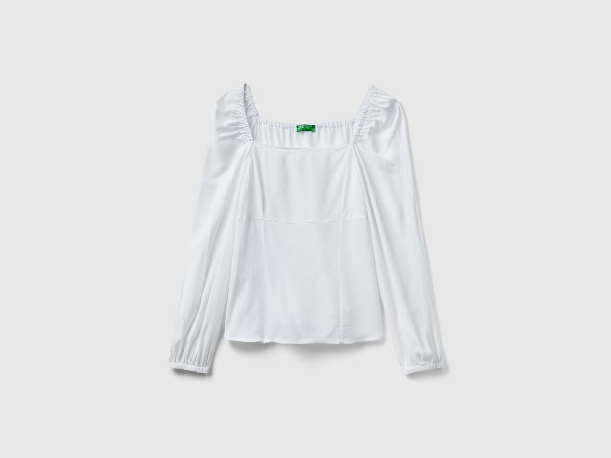 Blusa slim fit scollo quadrato