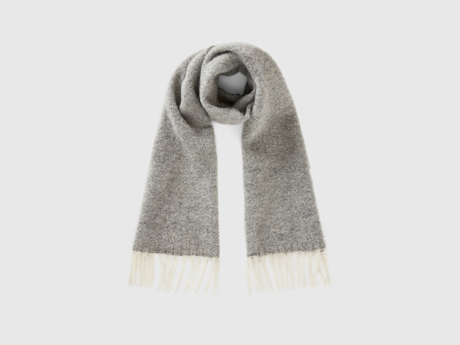 Sciarpa in misto lana e tessuto riciclato da donna grigio | Benetton Outlet