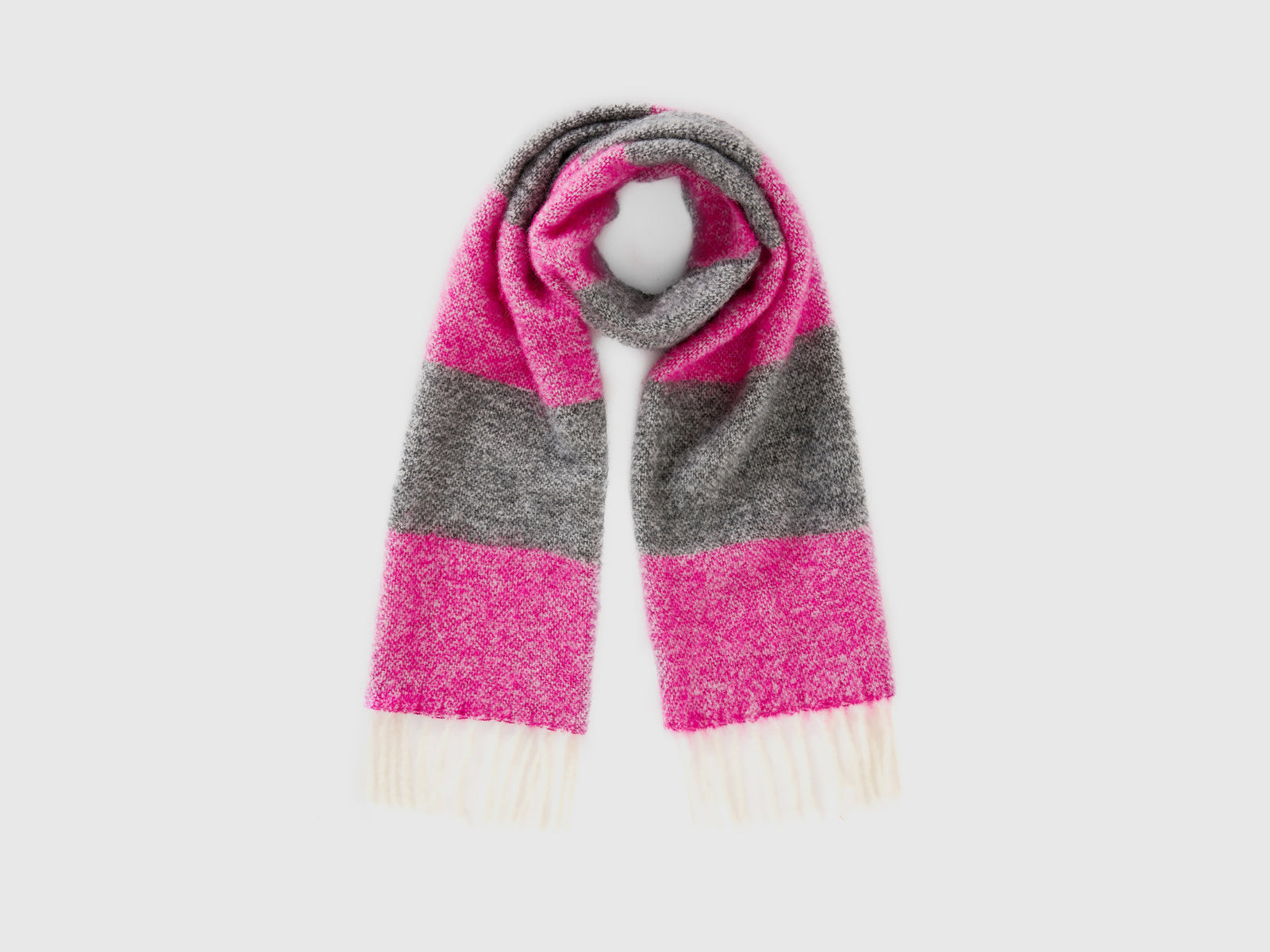 Sciarpa a righe in misto lana e tessuto riciclato da donna fucsia | Benetton Outlet