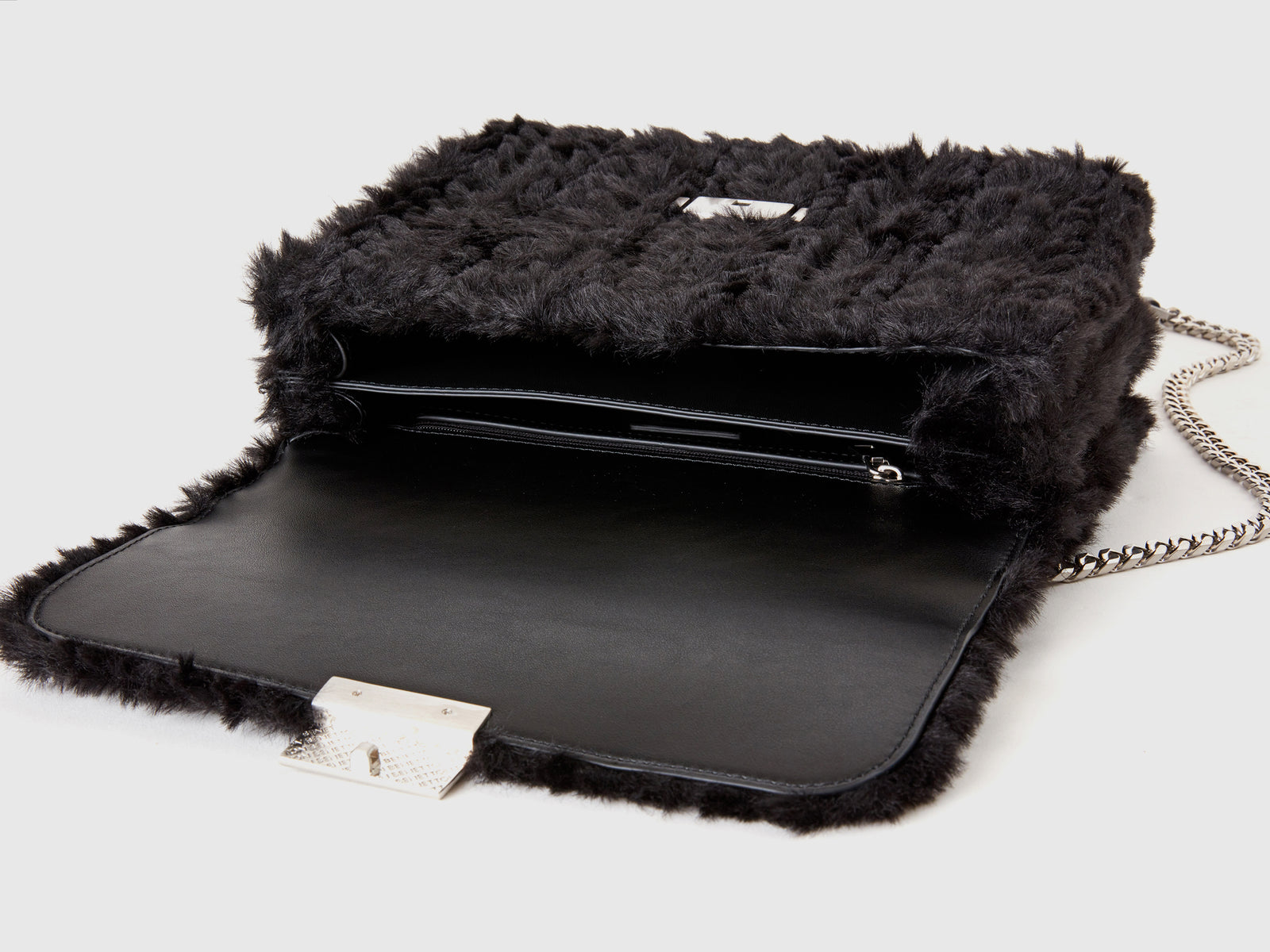 Borsa grande in pelliccetta sintetica da donna nero 3 | Benetton Outlet