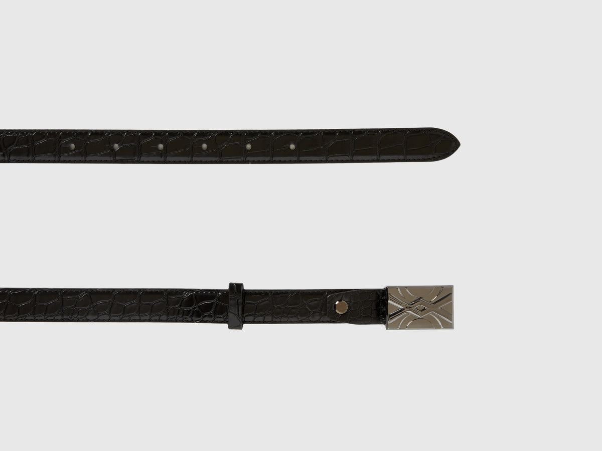 Thin belt with crocodile print