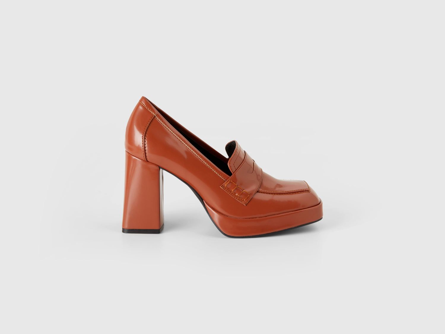 Mocasines con tacón y plataforma da donna marrone | Benetton Outlet