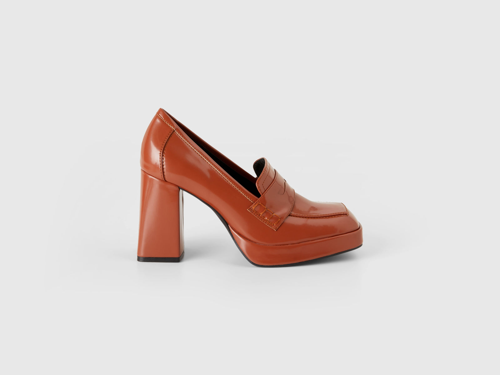 Mocasines con tacón y plataforma da donna marrone | Benetton Outlet