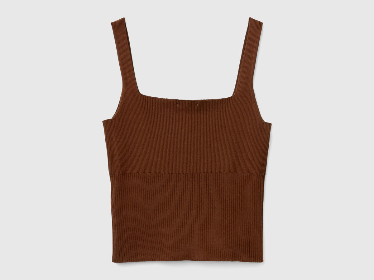 Canotta in maglia con scollo quadrato