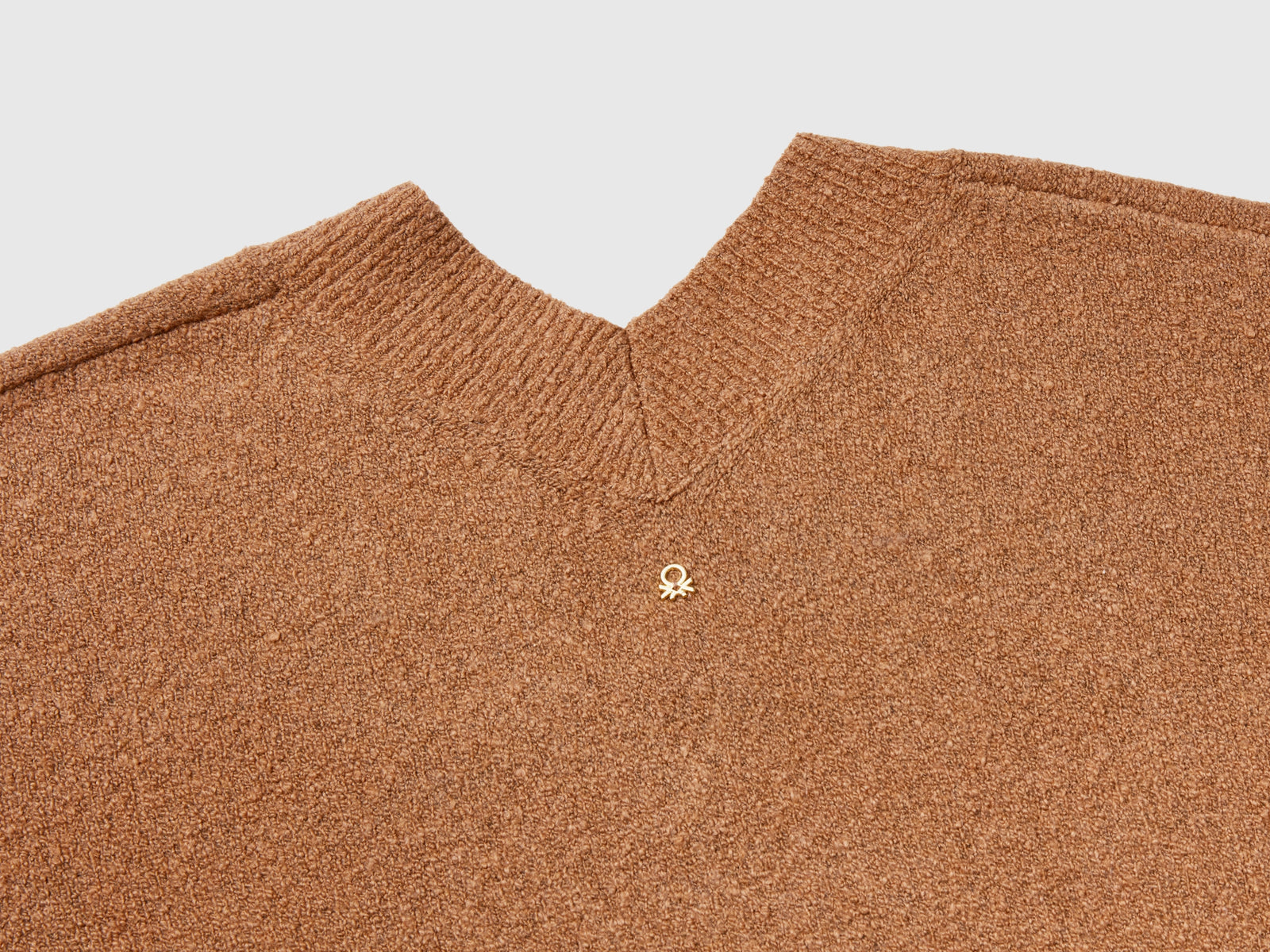 Maglia con scollo a V da donna marrone 3 | Benetton Outlet