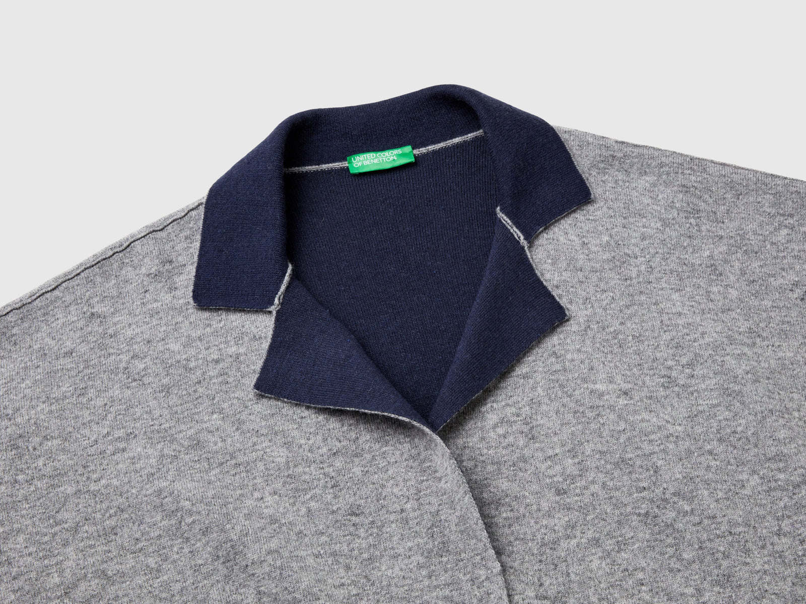 Cappotto aperto reversibile da donna grigio chiaro 3 | Benetton Outlet