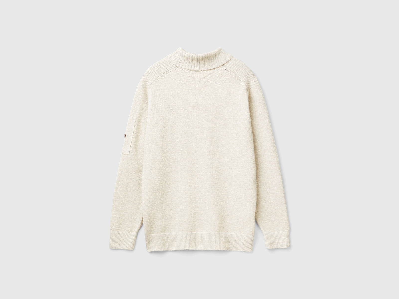 Maglia dolcevita con taschino da uomo beige 2 | Benetton Outlet