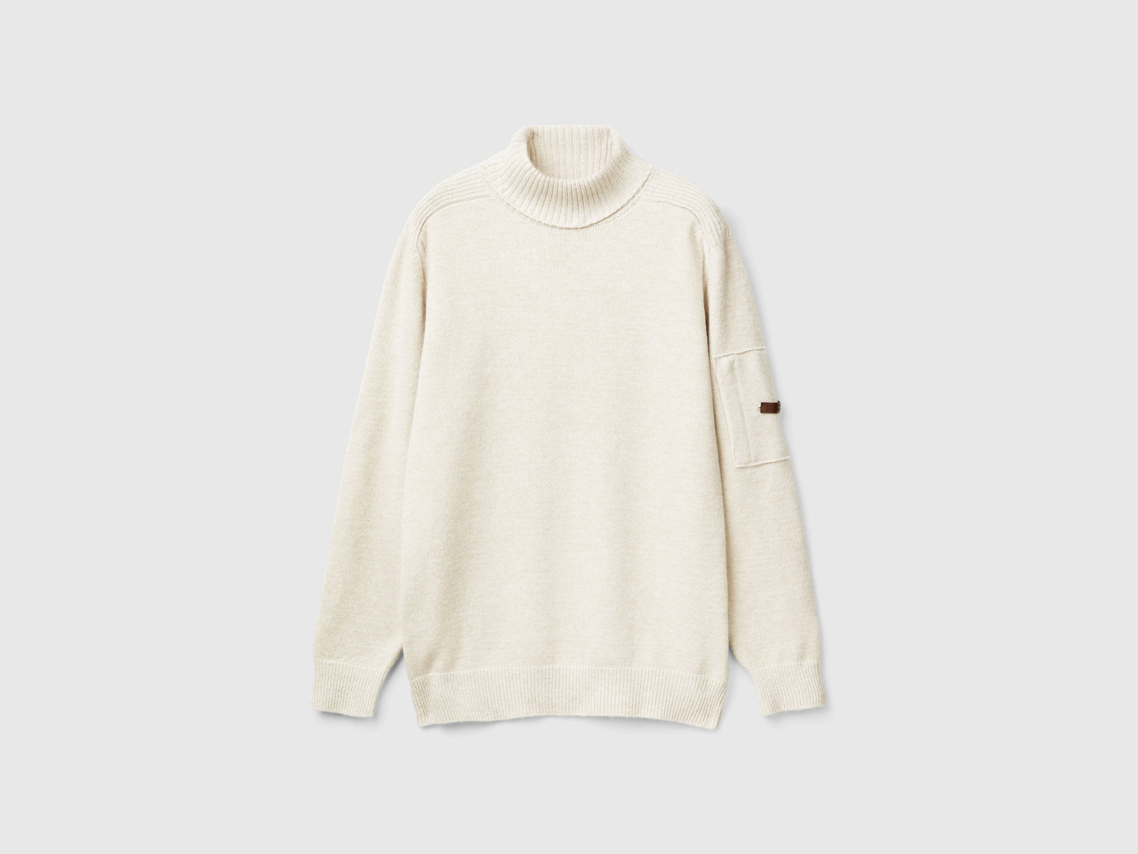 Maglia dolcevita con taschino da uomo beige | Benetton Outlet