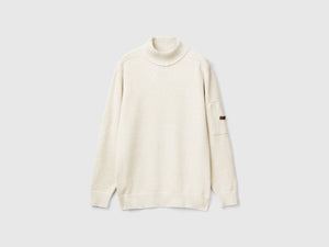 Maglia dolcevita con taschino