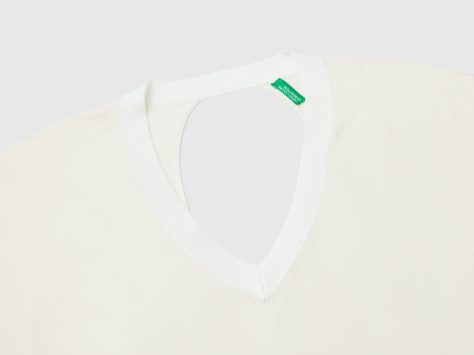 Sweater with open back da donna bianco panna 3 | Benetton Outlet