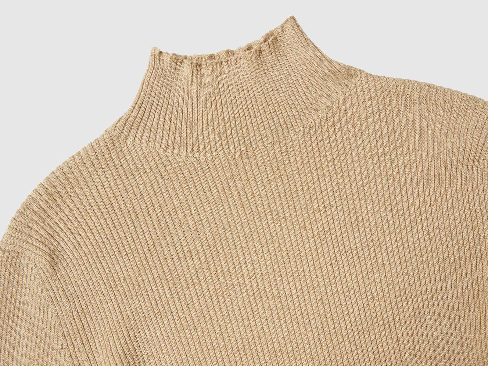 Maglia lupetto aderente con lurex da donna beige 3 | Benetton Outlet