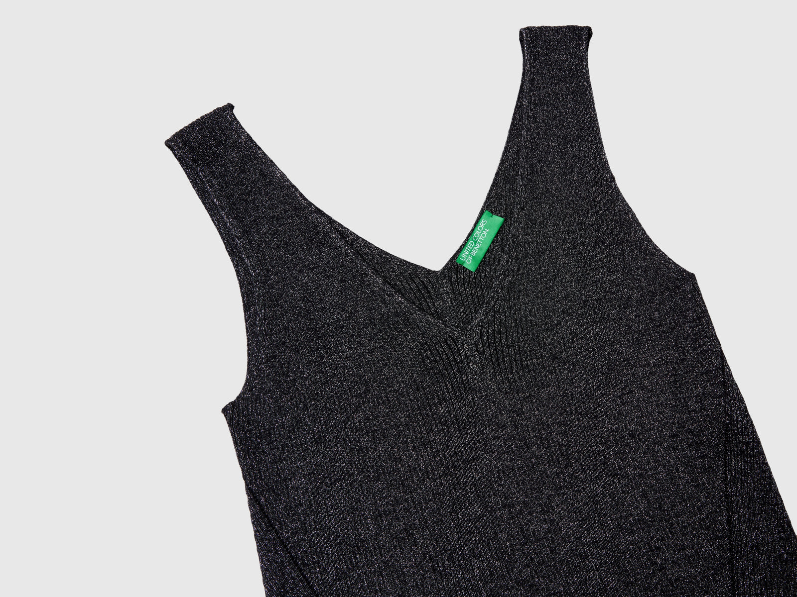 Canotta scollo a V con lurex da donna grigio scuro 3 | Benetton Outlet