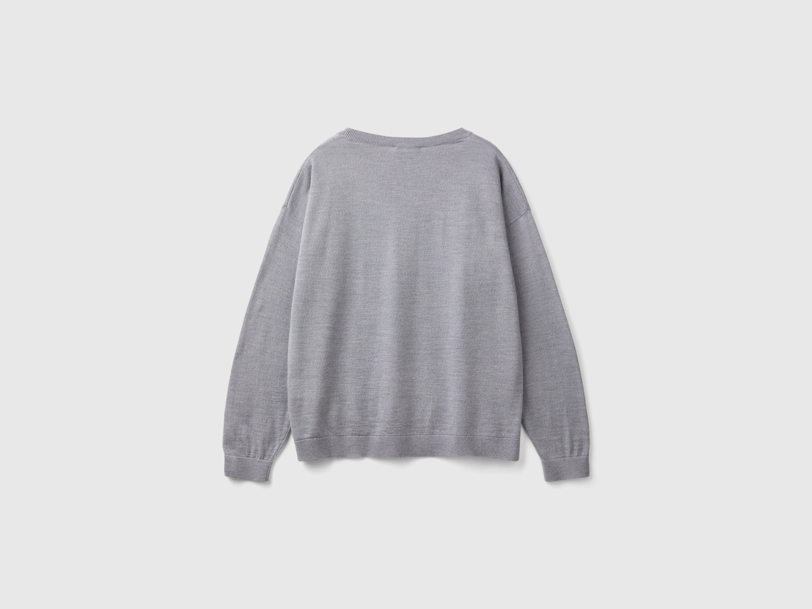 Maglia con scollo a barchetta in pura lana Merino da donna grigio chiaro 2 | Benetton Outlet
