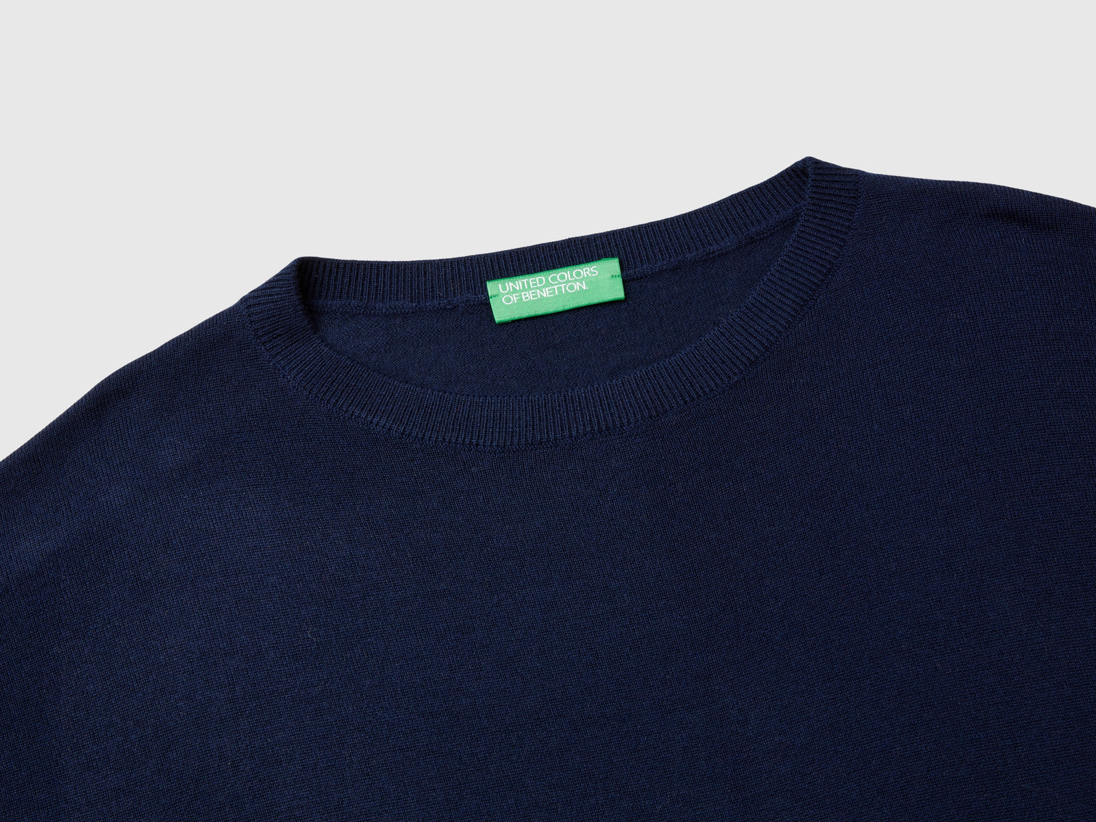 Boat-neck sweater in pure Merino wool da donna blu scuro 3 | Benetton Outlet