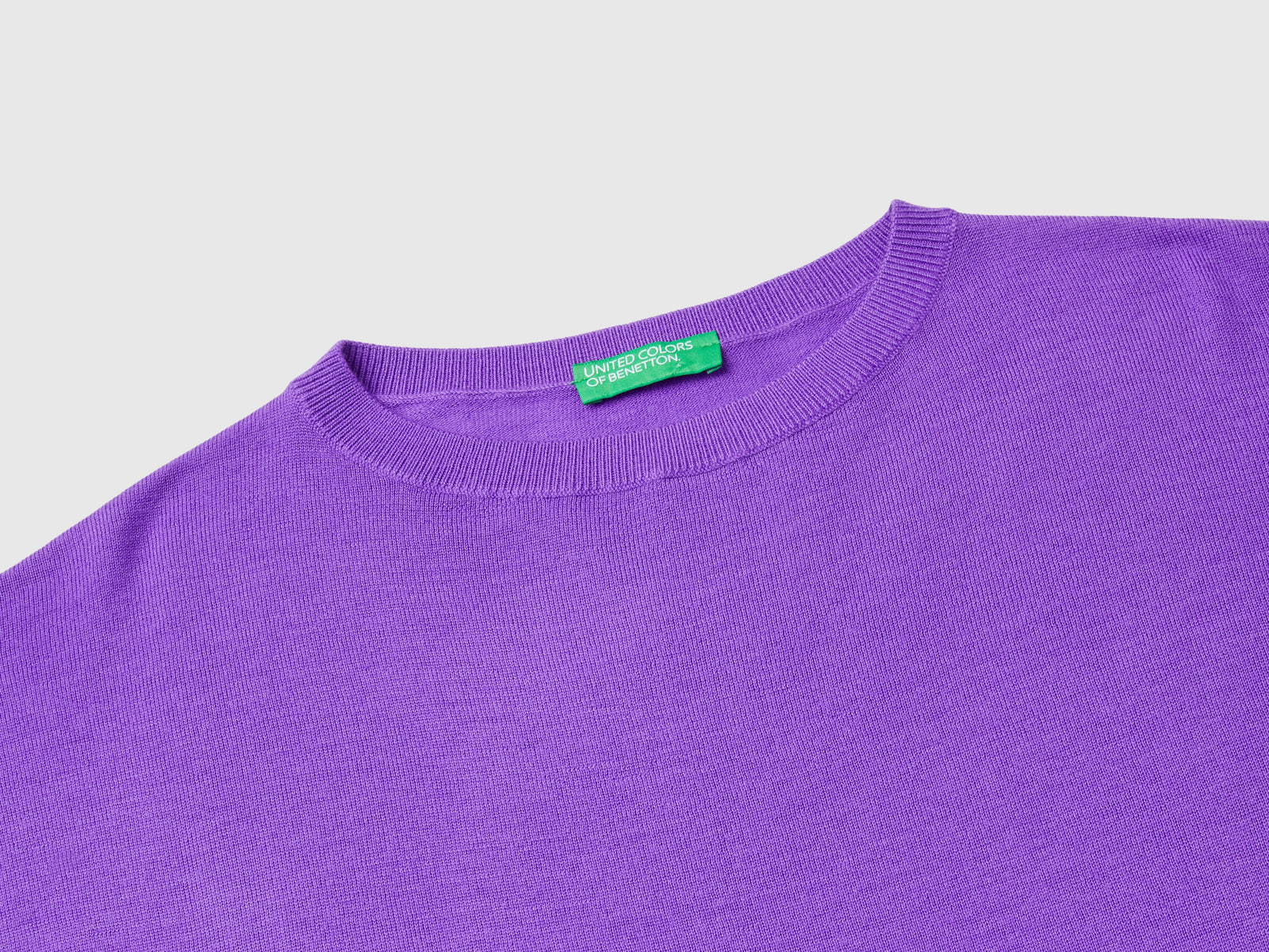 Maglia con scollo a barchetta in pura lana Merino da donna viola 3 | Benetton Outlet