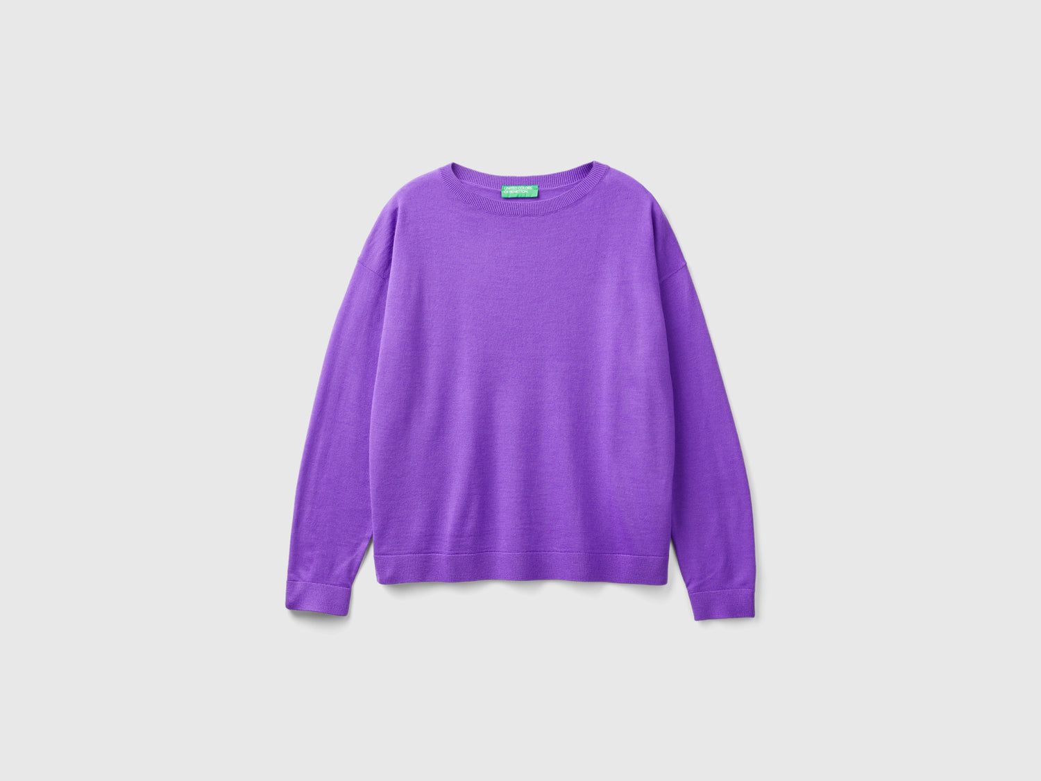 Maglia con scollo a barchetta in pura lana Merino da donna viola | Benetton Outlet