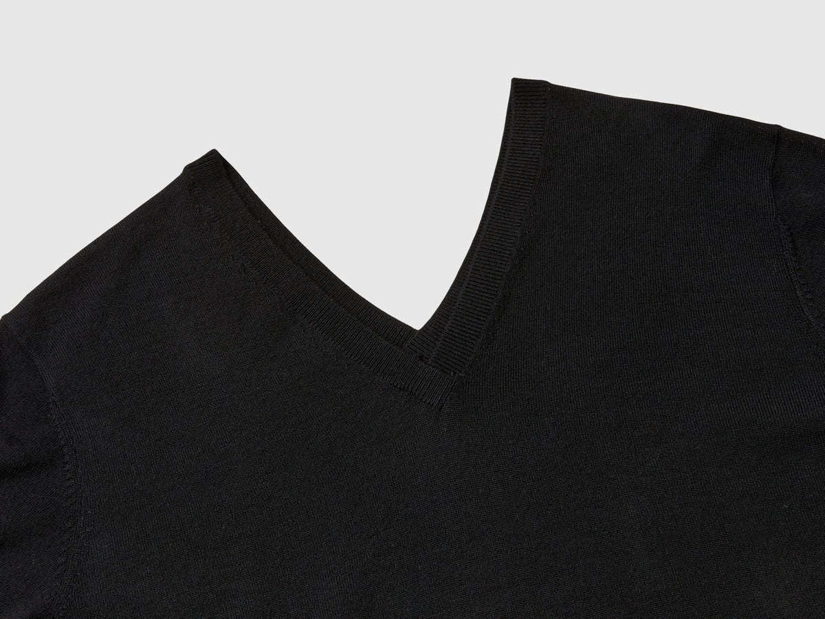 Maglia scollo a V in pura lana Merino