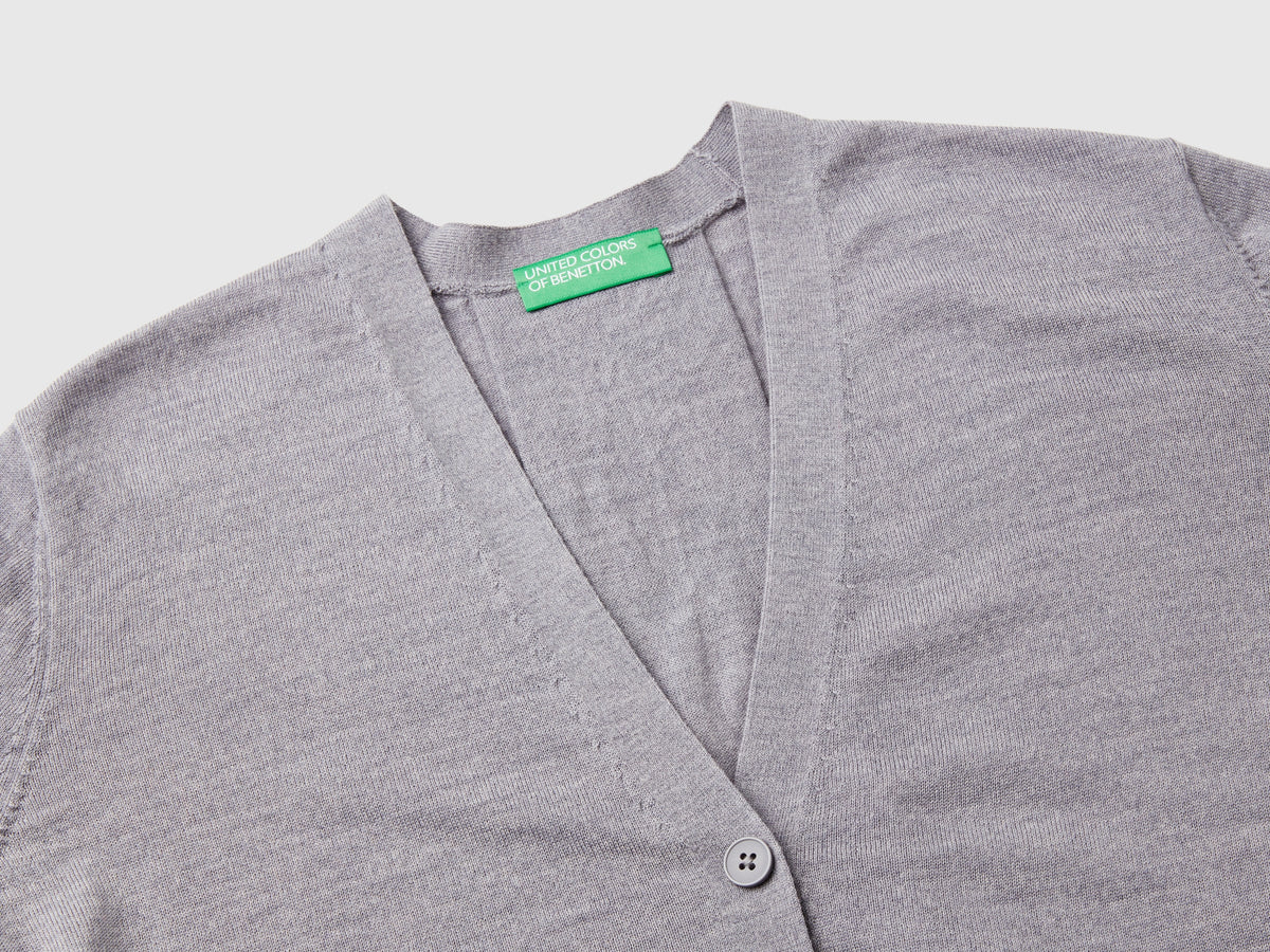Maglia scollo a V in pura lana Merino