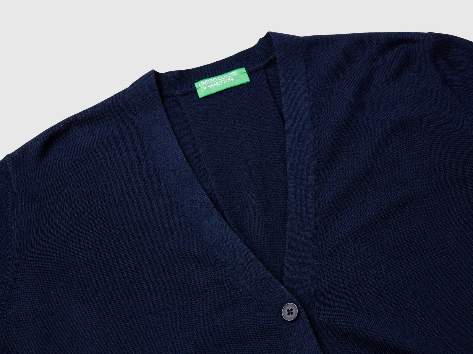 Maglia scollo a V in pura lana Merino da donna blu scuro 3 | Benetton Outlet