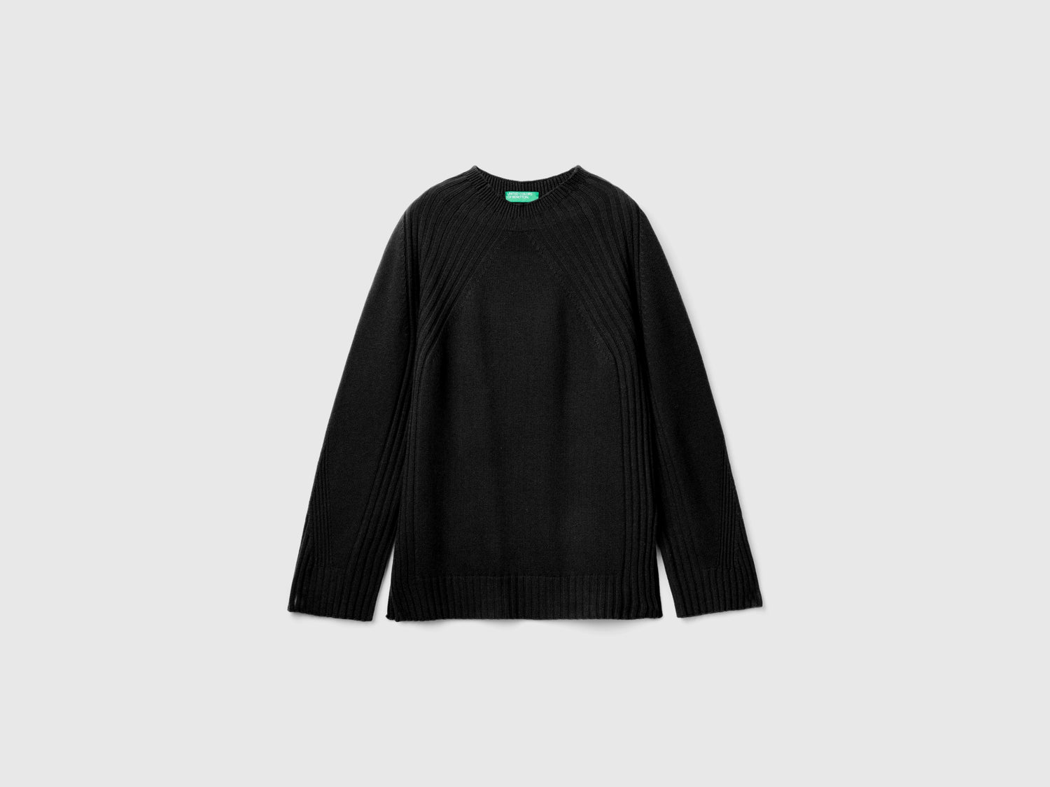 Maglia lupetto con spacchi da donna nero | Benetton Outlet