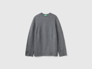 Mock neck sweater with slits