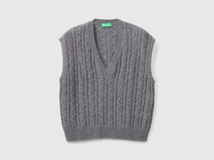 Boxy fit waistcoat with braids and openwork