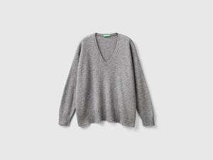 Wool blend V-neck sweater