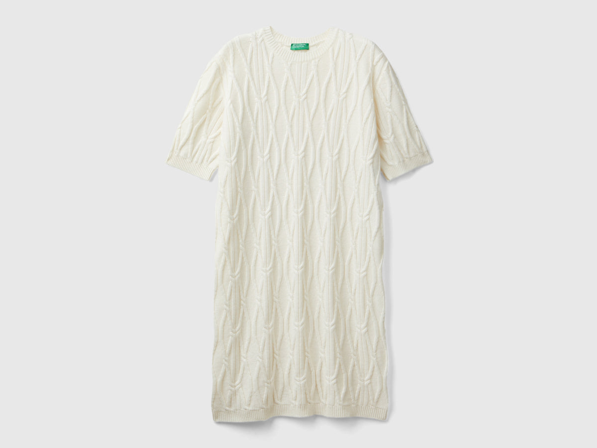 Diamond-patterned knit dress