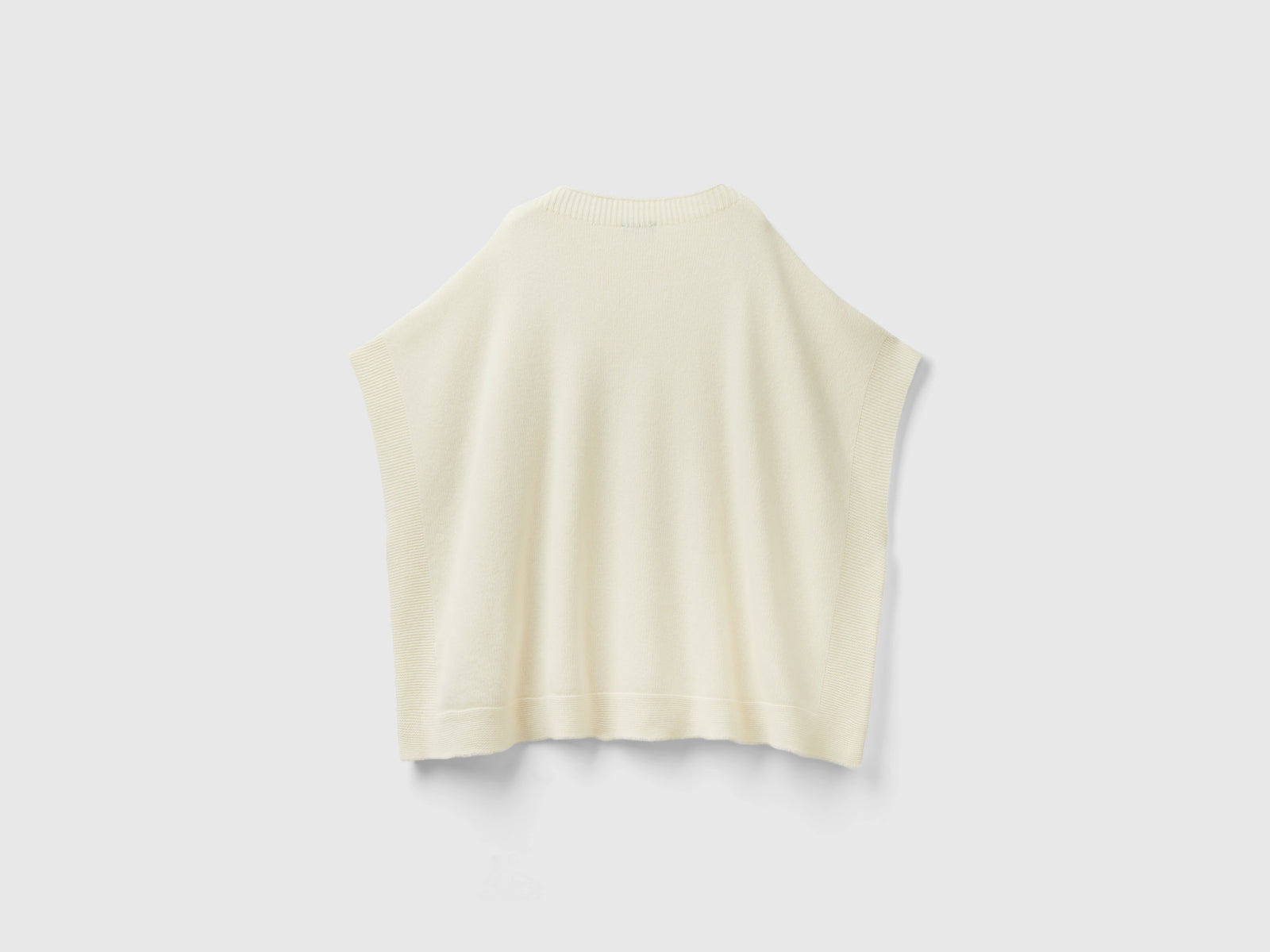 Mantella con scollo a barchetta da donna bianco panna 2 | Benetton Outlet