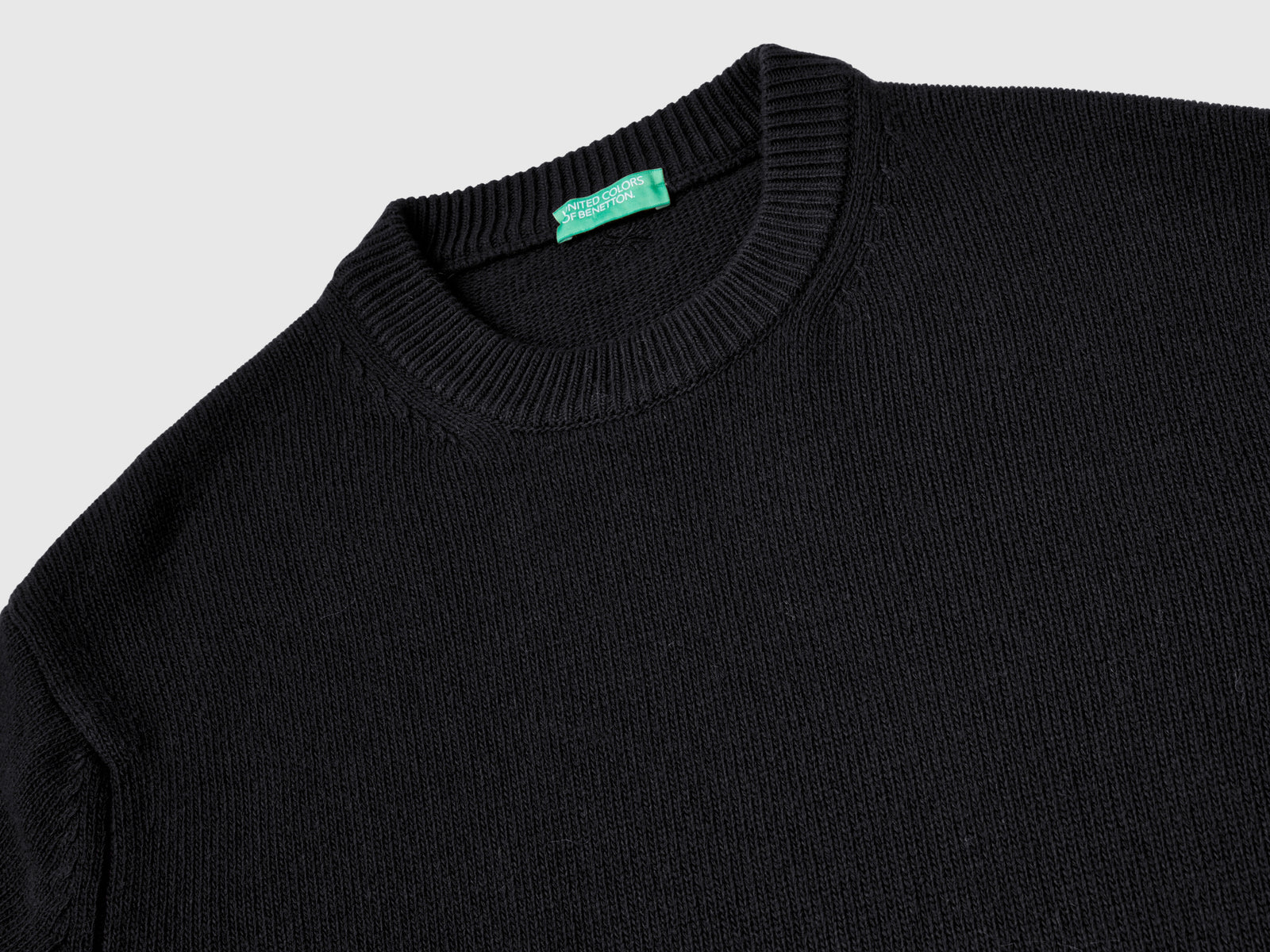 Maglia relaxed fit da uomo nero 3 | Benetton Outlet