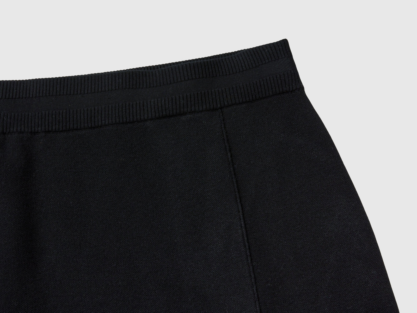 Gonna midi con spacco da donna nero 3 | Benetton Outlet