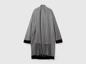 Cappotto in maglia con frange