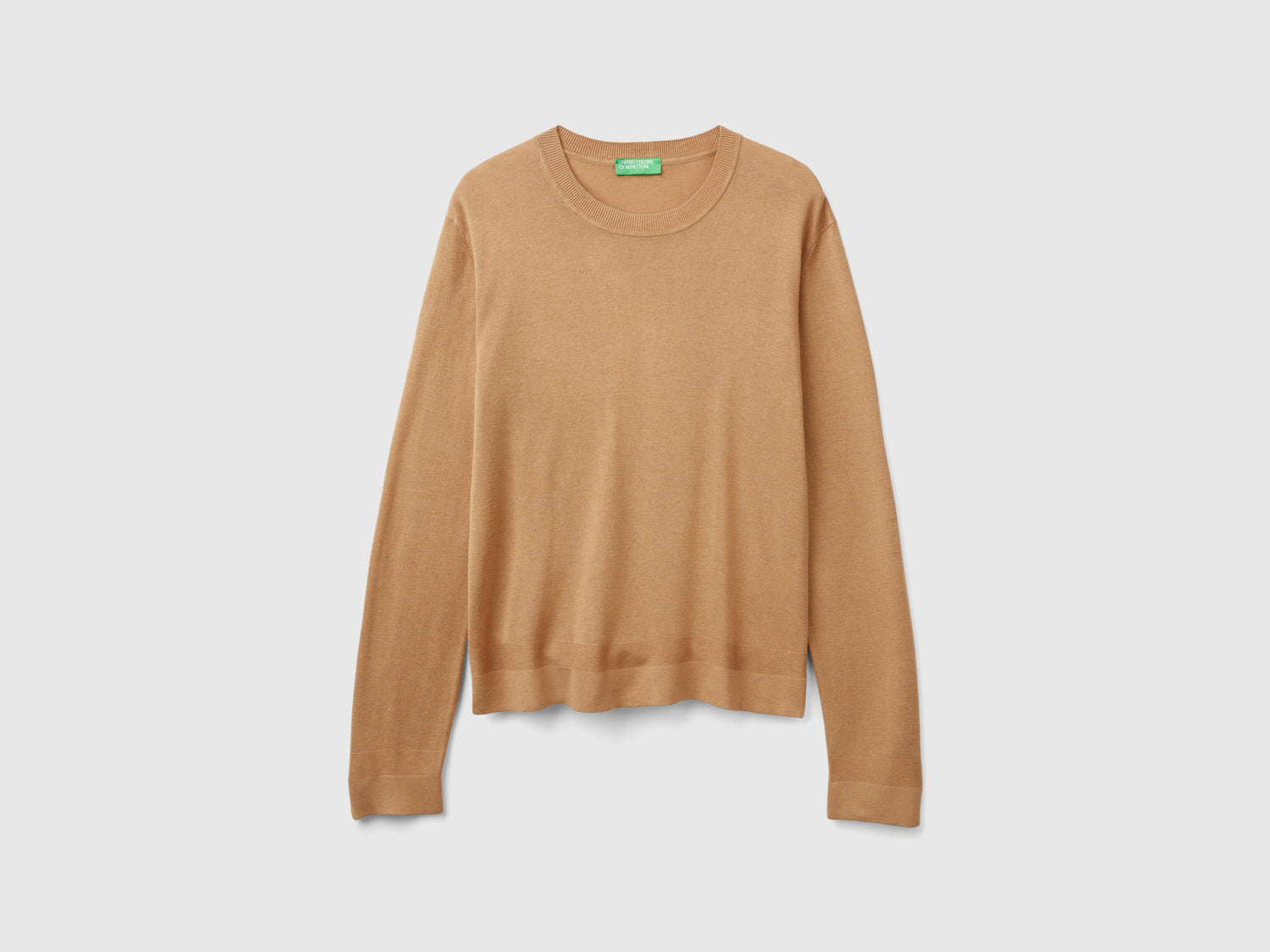 Maglia manica lunga in misto seta da donna cammello | Benetton Outlet