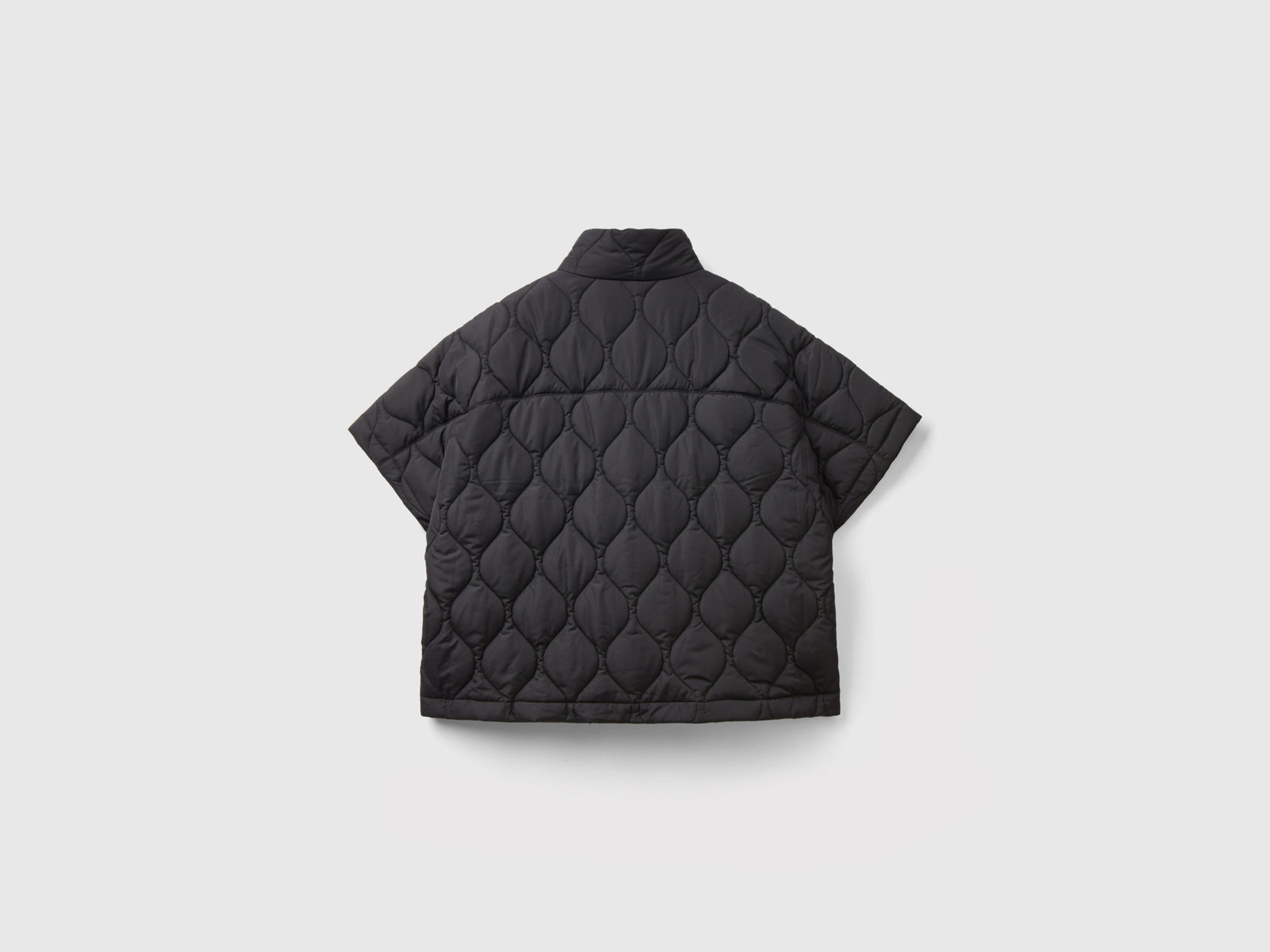 Mantella trapuntata con imbottitura leggera da donna nero 2 | Benetton Outlet