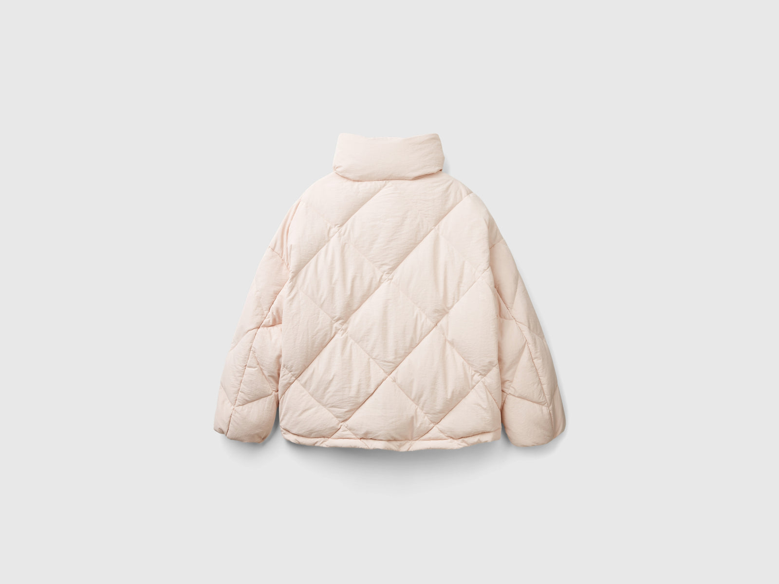 Chaqueta de plumón de cuello alto acolchada con auténtico plumón reciclado. da donna rosa tenue 2 | Benetton Outlet