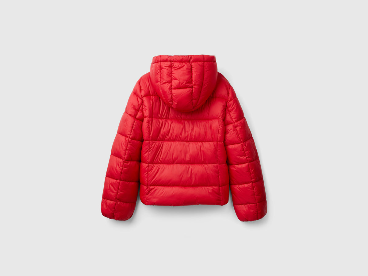 Chaqueta de plumas rellena de guata reciclada