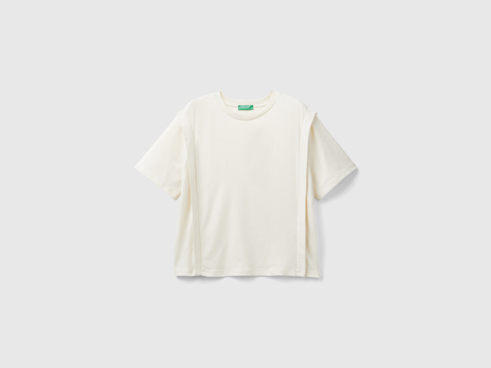 Regular fit T-shirt with pleats da donna bianco panna | Benetton Outlet