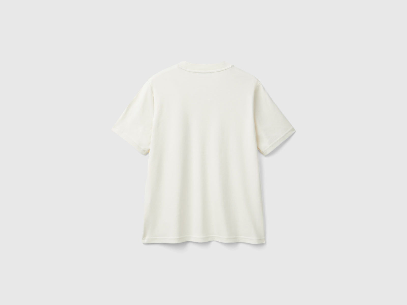 T-shirt con applicazioni effetto gioiello da donna bianco panna 2 | Benetton Outlet