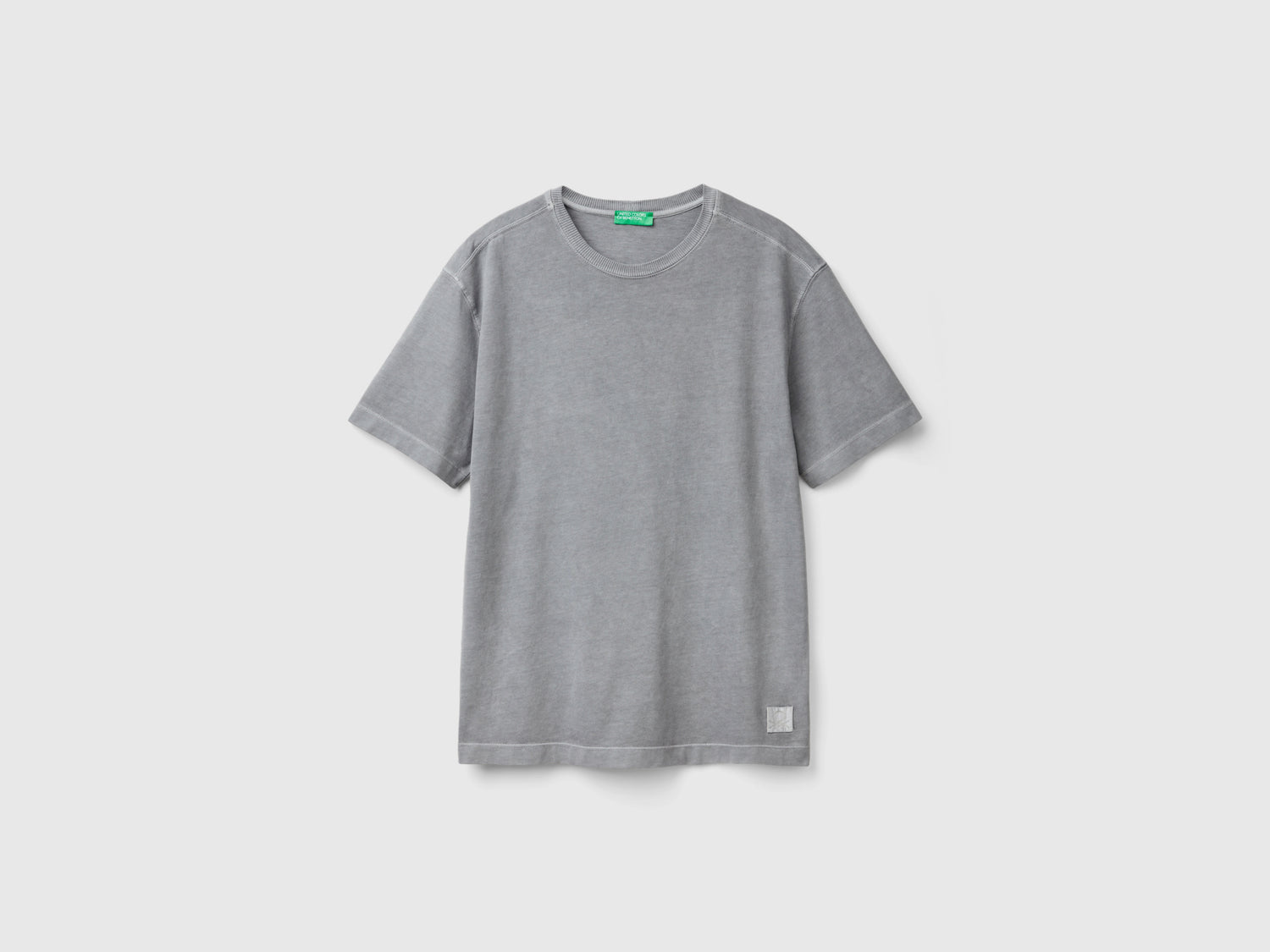 T-shirt in cotone bio da uomo grigio | Benetton Outlet
