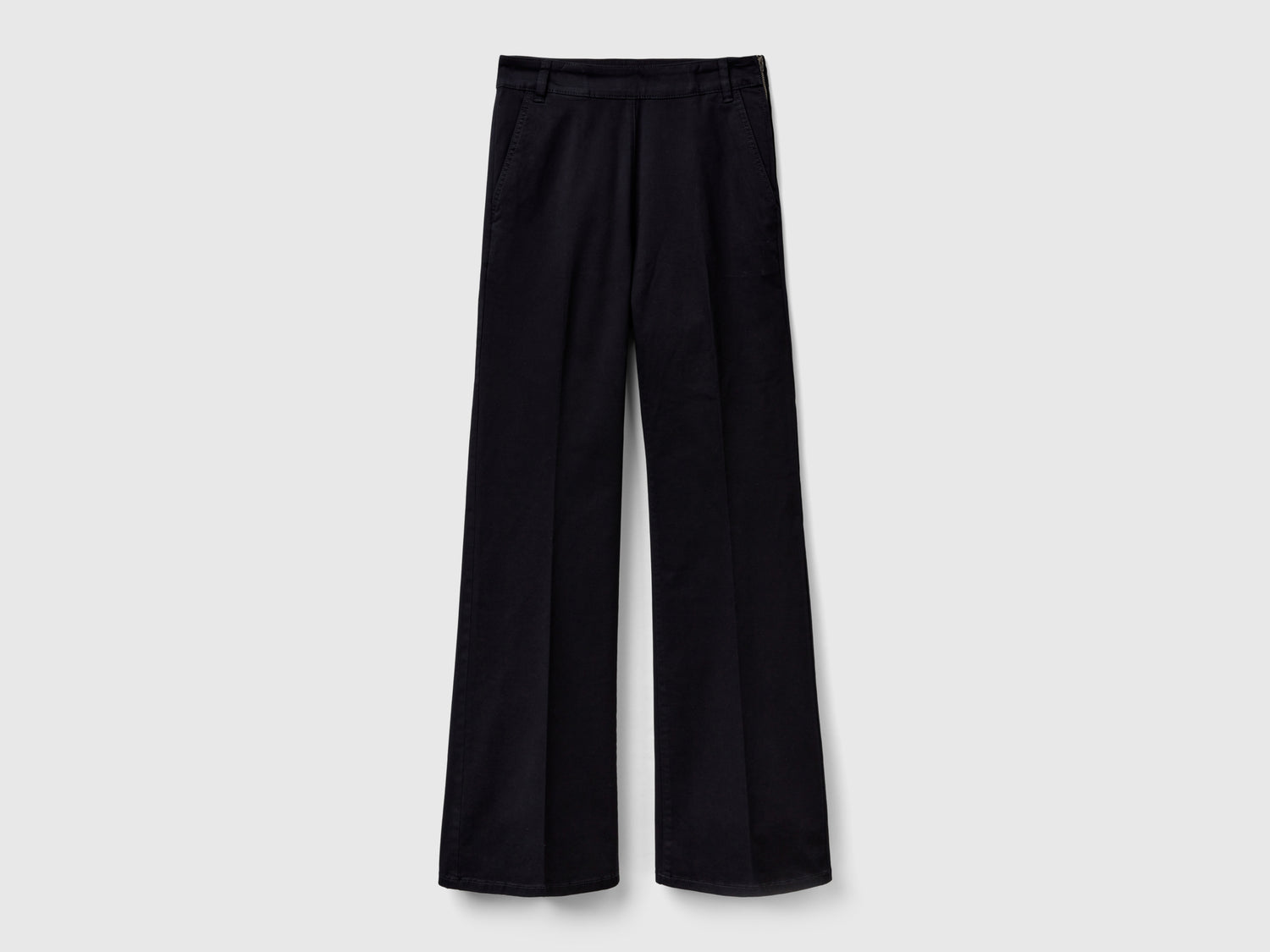 Pantalones acampanados de algodón elástico da donna nero | Benetton Outlet