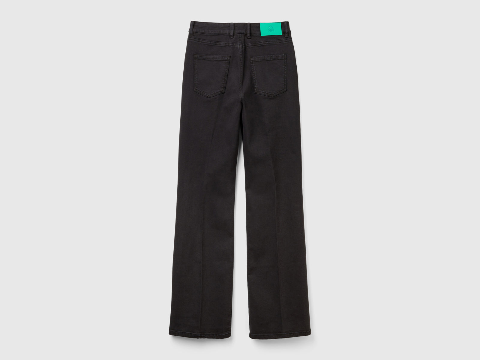 Jeans flare stretch da donna nero 2 | Benetton Outlet