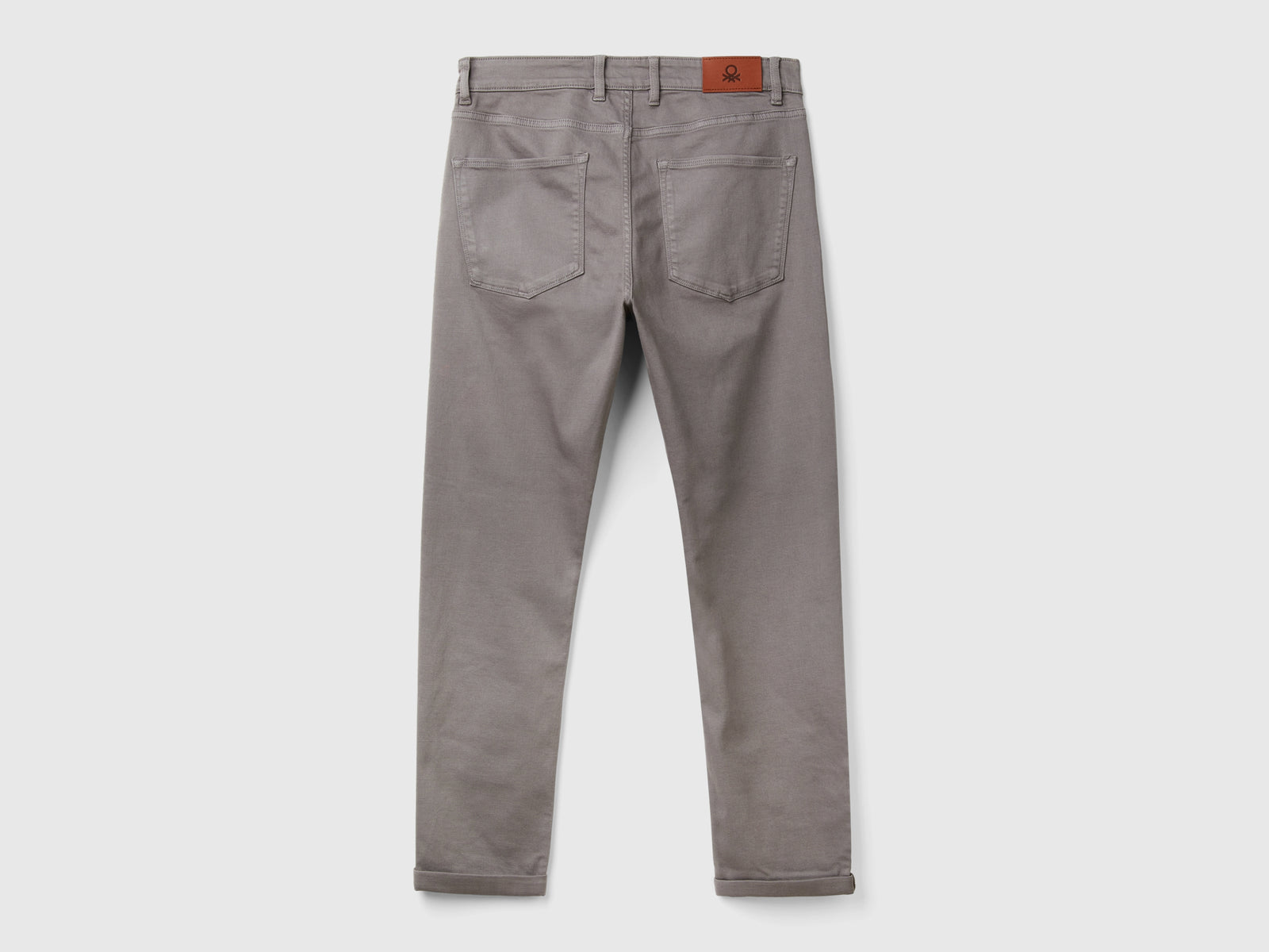 Pantaloni slim fit cinque tasche da uomo grigio scuro 2 | Benetton Outlet