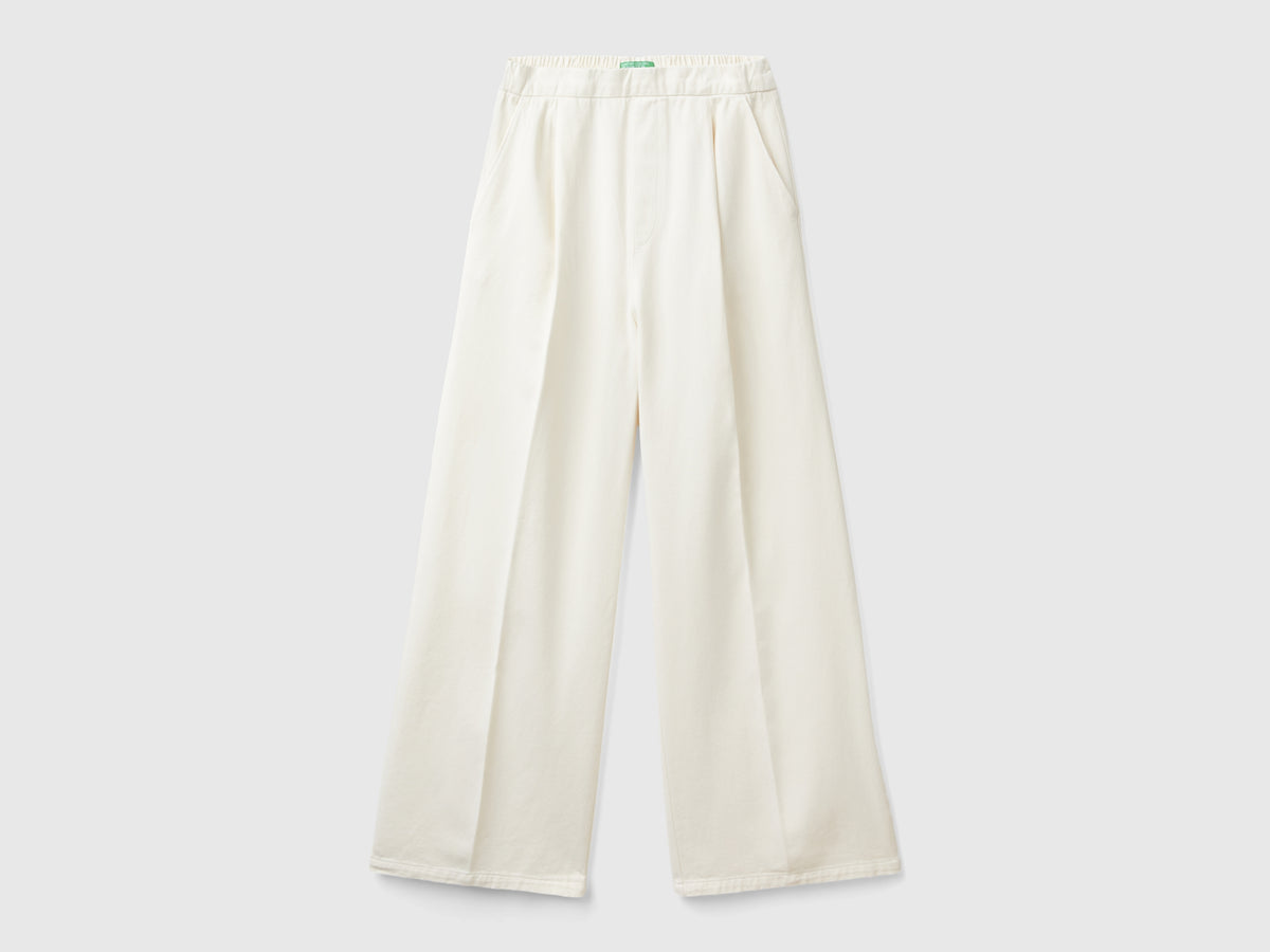 High-waisted palazzo pants