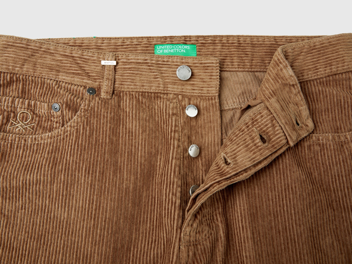 Pantaloni regular fit in velluto
