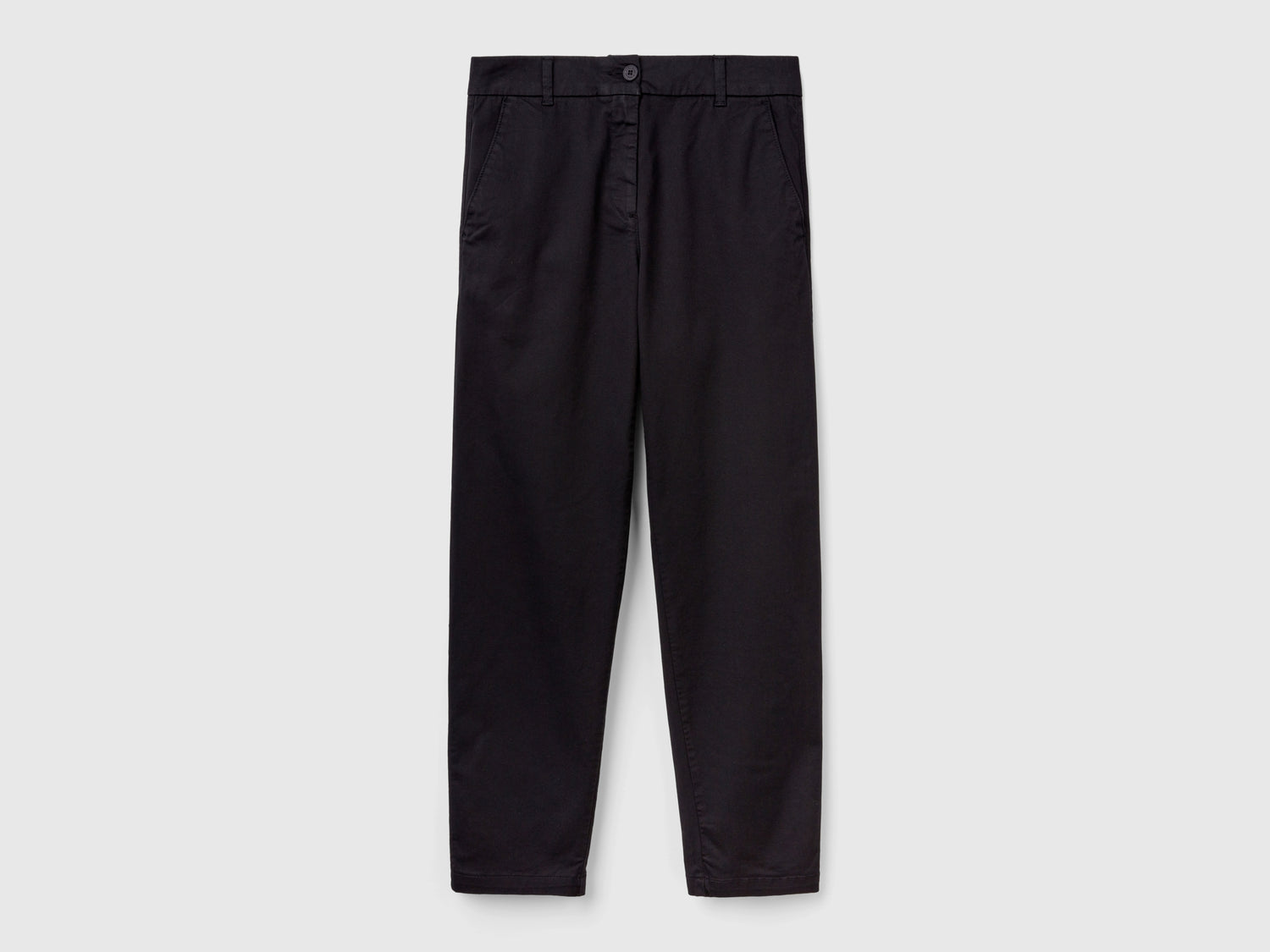 Pantalones chinos de algodón elástico da donna nero | Benetton Outlet