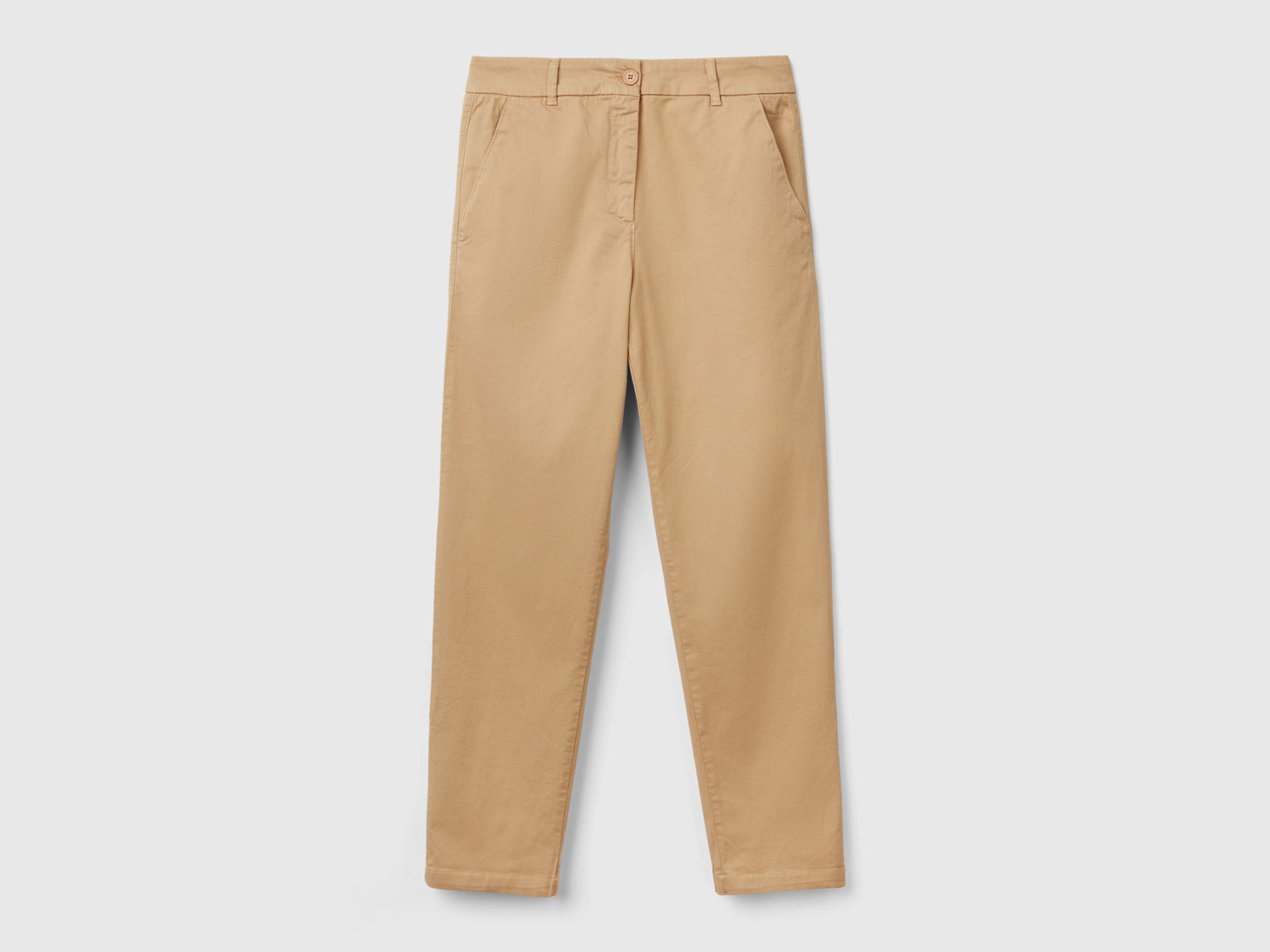 Pantalones chinos de algodón elástico da donna cammello | Benetton Outlet