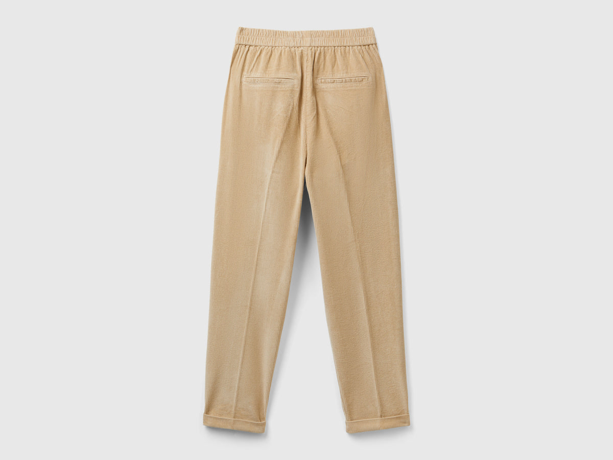 Chino in velluto con vita elasticizzata