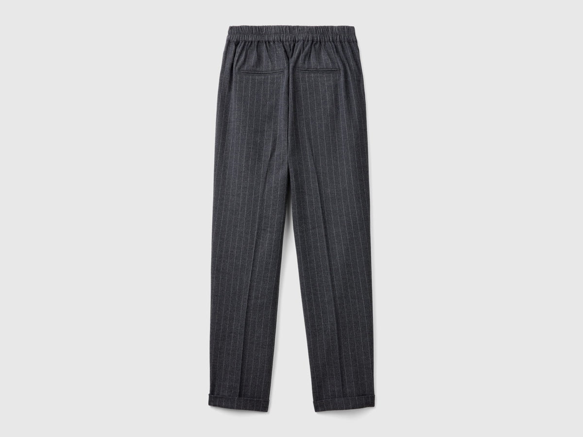 Pantaloni gessati in flanella