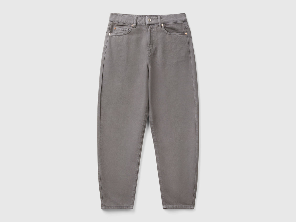 Pantalones de corte globo