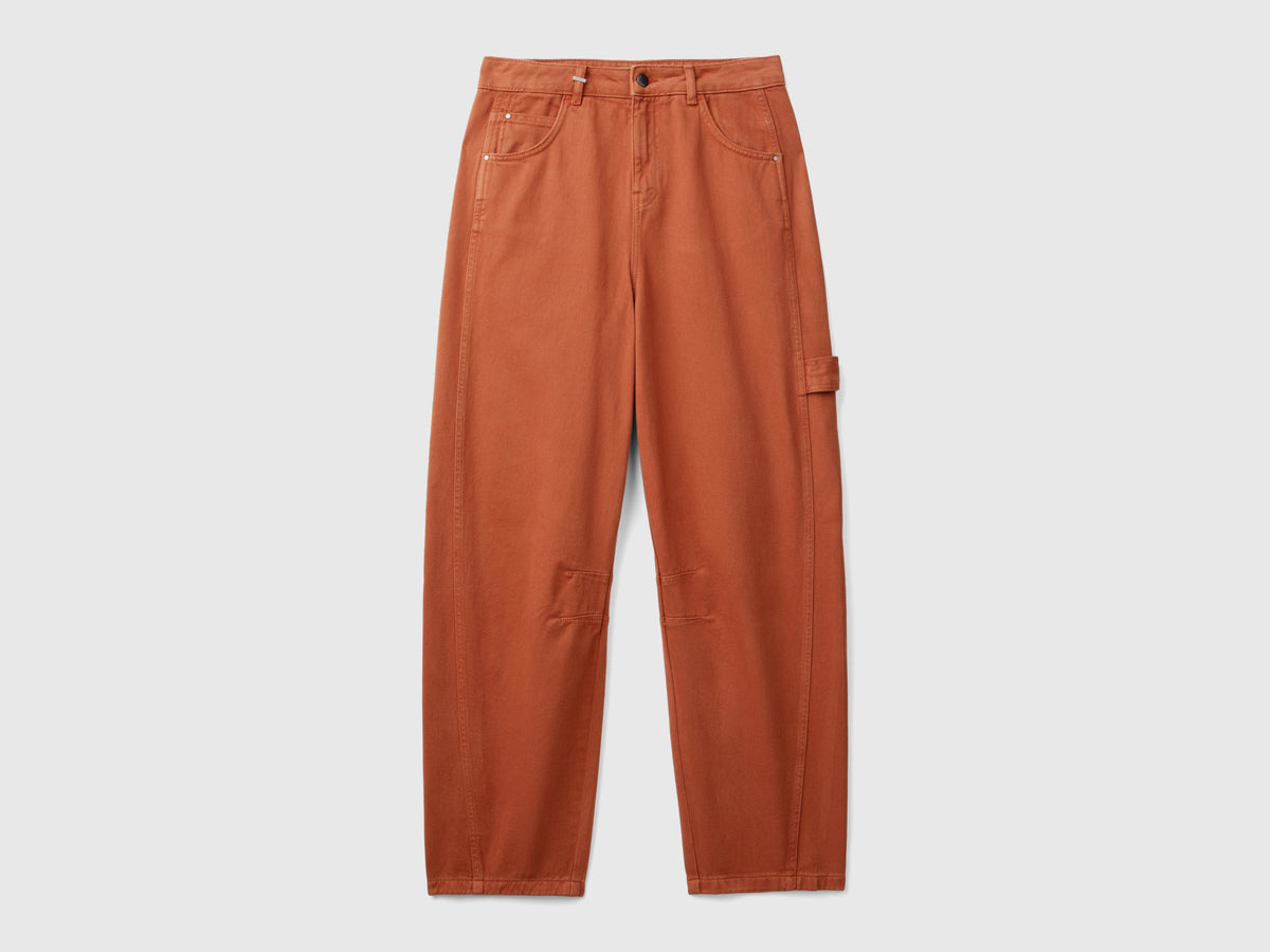 Pantalones holgados